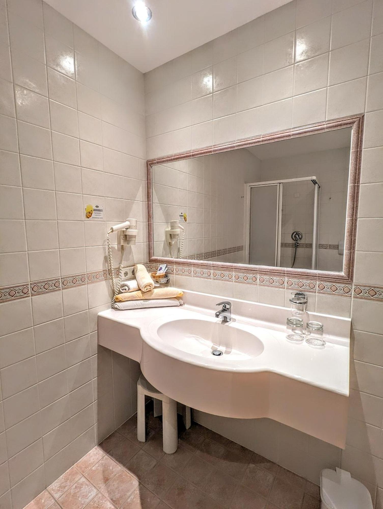 Hotel Heinz ブルーニコ エクステリア 写真